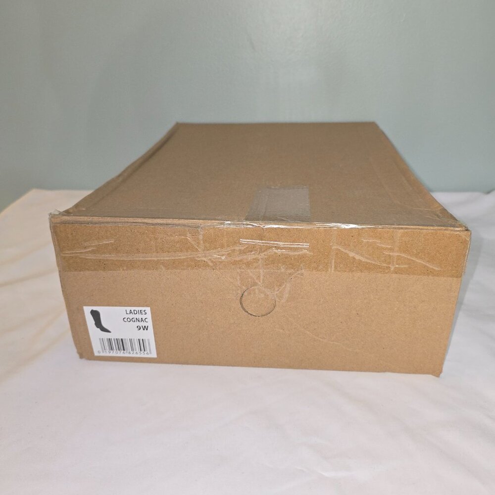 Time and Tru Women's Faux Suede Embroidered Western Boots Cognac, Sz 9 wide, NIB - Picture 8 of 8